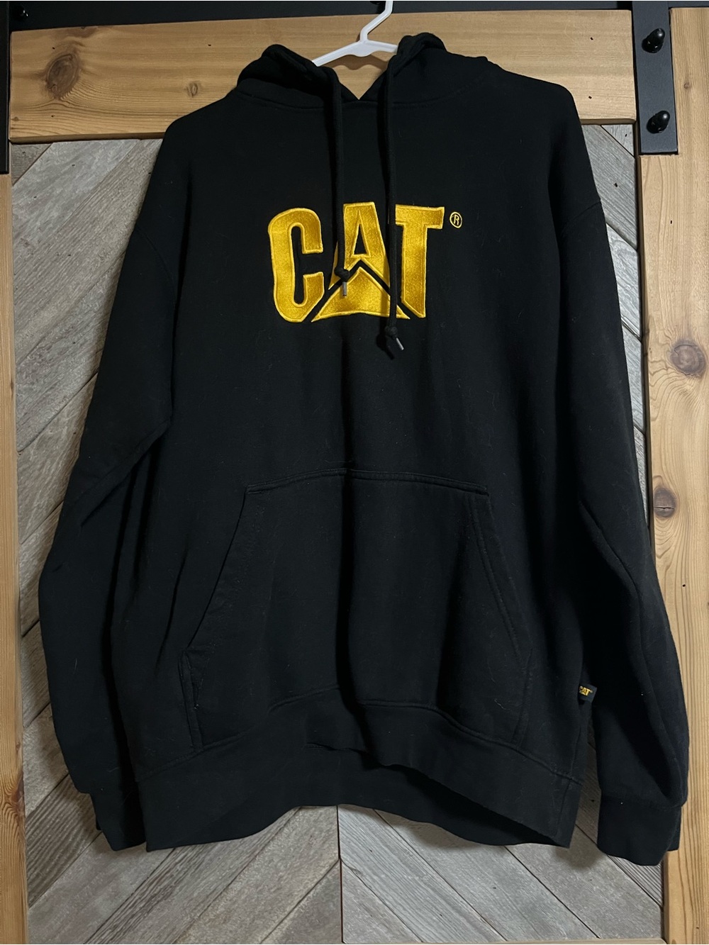 CAT Black Hoodie with Gold Logo - Heavyweight Work Pullover. Size Large